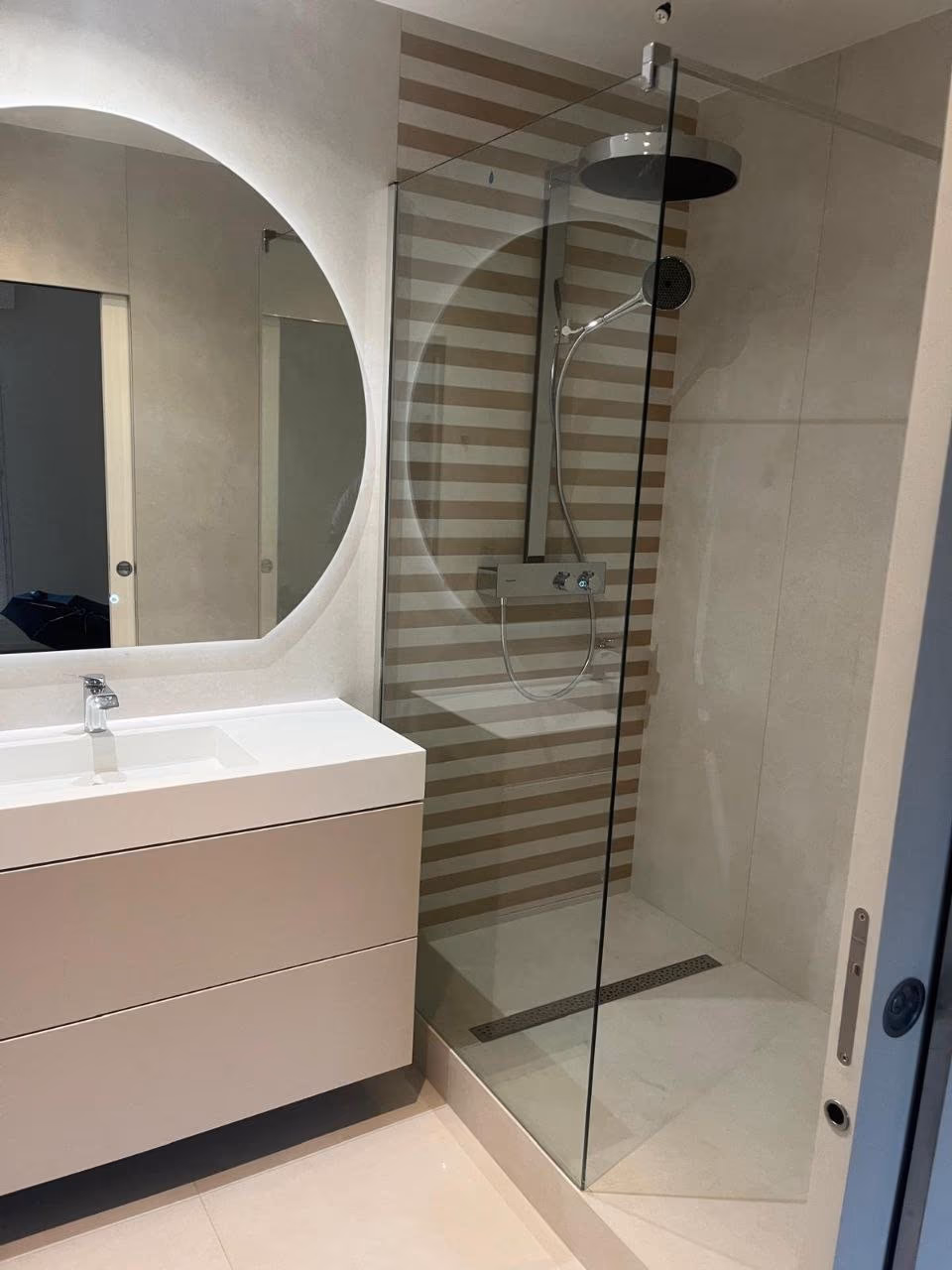 Rénovation salle de bain moderne - Herblay